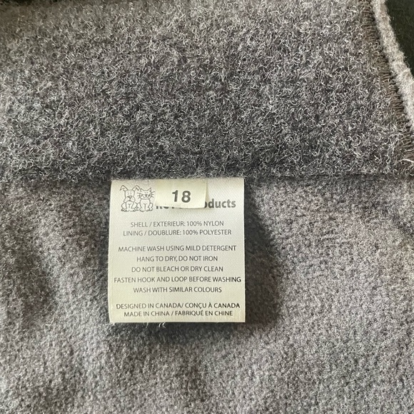 Dog Fall Jacket - Picture 1 of 3